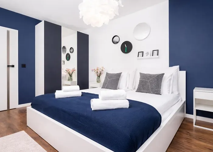 Inpoint Zablocie Modern Apartments For Work&Travel Self Check-In